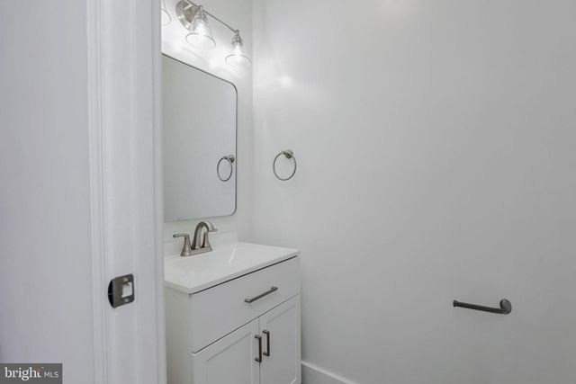 12703 LOCKLEVEN LN, Woodbridge, VA 22192