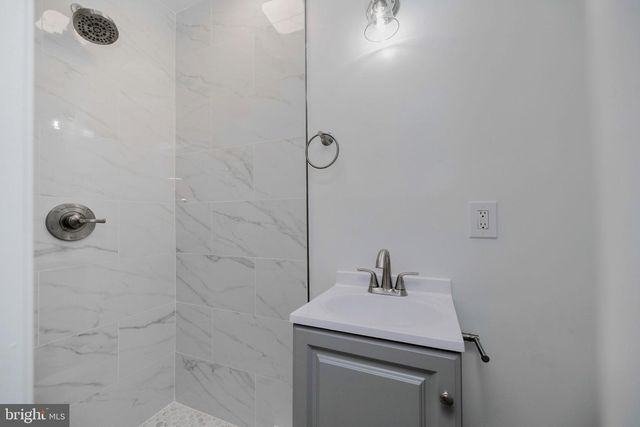 12703 LOCKLEVEN LN, Woodbridge, VA 22192