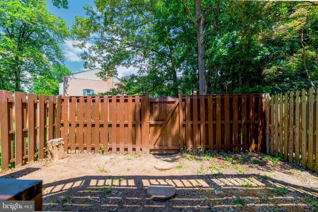 12703 LOCKLEVEN LN, Woodbridge, VA 22192