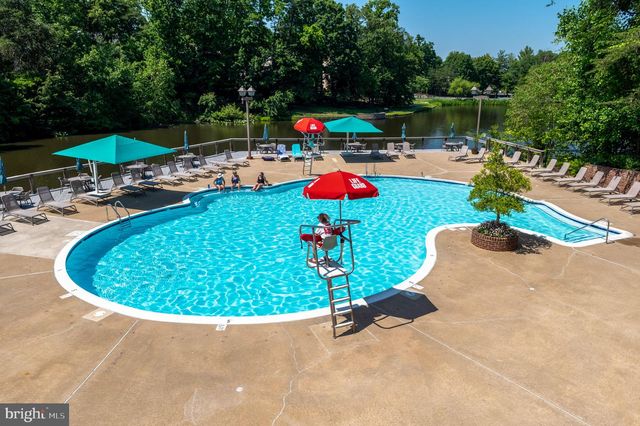 12703 LOCKLEVEN LN, Woodbridge, VA 22192