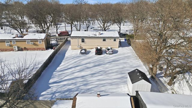 1510 Crotona Park East E, Bronx, NY 10460