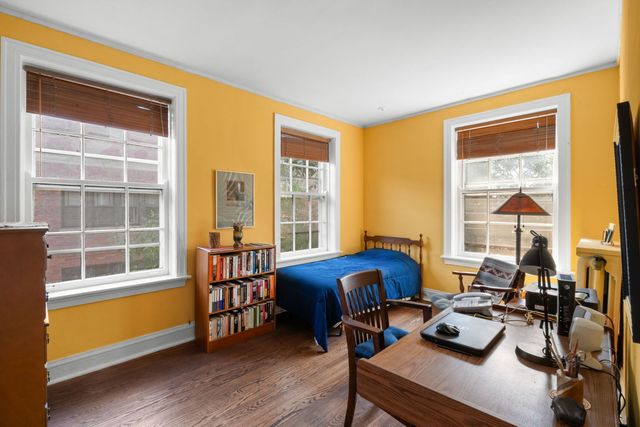 1424 E 58th Street 3, Chicago, IL 60637