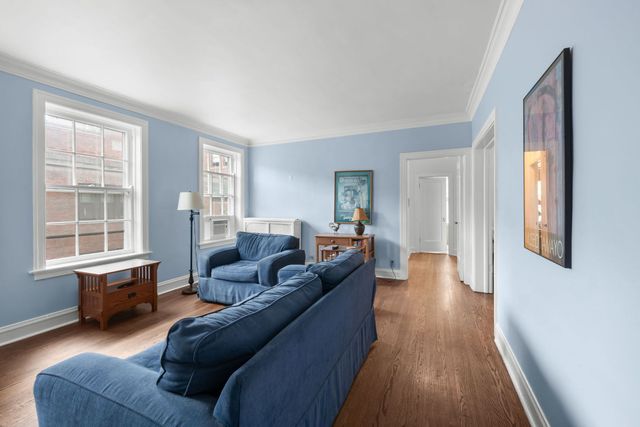 1424 E 58th Street 3, Chicago, IL 60637