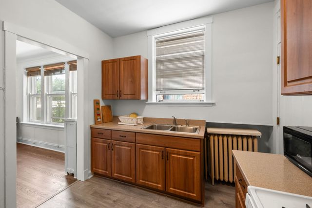 1424 E 58th Street 3, Chicago, IL 60637