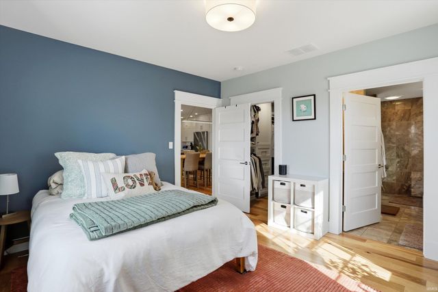 500 N Walnut St Apt 301, Bloomington, IN 47404