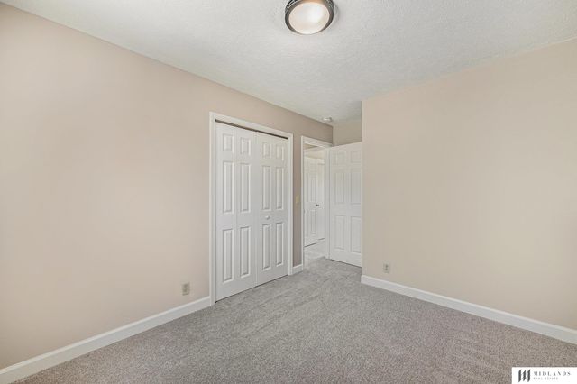 3105 Mirror Circle, Bellevue, NE 68123
