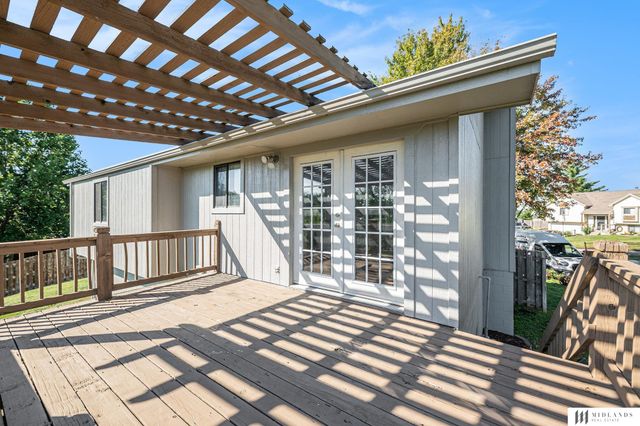 3105 Mirror Circle, Bellevue, NE 68123