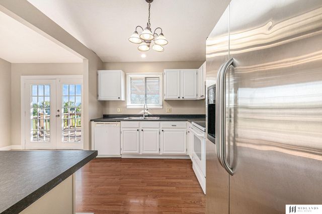 3105 Mirror Circle, Bellevue, NE 68123