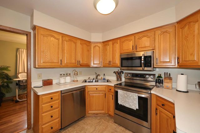1408 S Emmertsen ROAD, Mount Pleasant, WI 53406