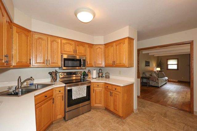 1408 S Emmertsen ROAD, Mount Pleasant, WI 53406