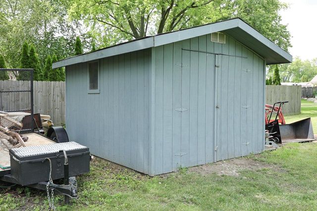 1408 S Emmertsen ROAD, Mount Pleasant, WI 53406