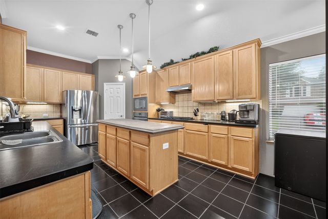 701 Boone Trail, Mansfield, TX 76063