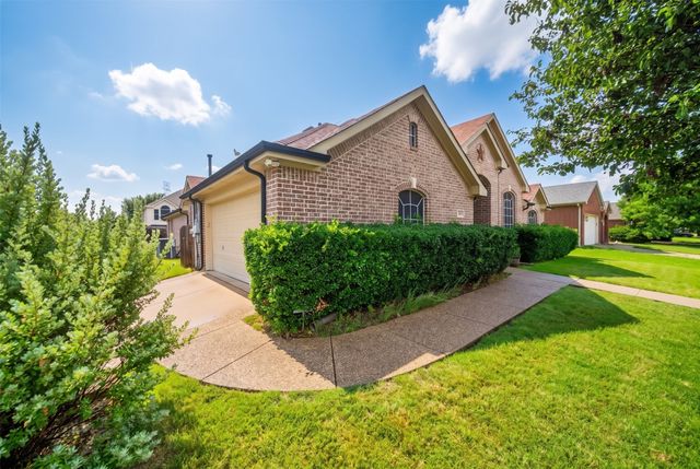 701 Boone Trail, Mansfield, TX 76063