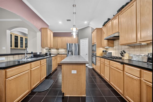 701 Boone Trail, Mansfield, TX 76063