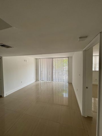 8002 SW 149th Avenue B304, Miami, FL 33193