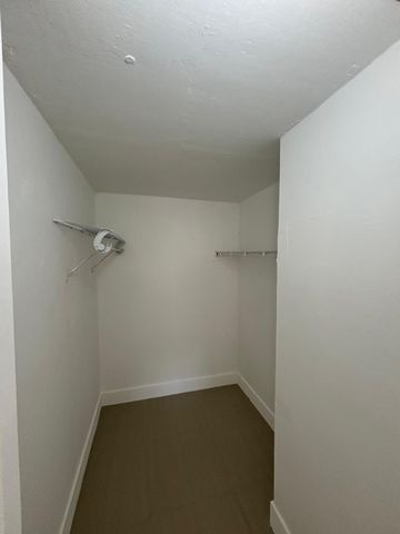 8002 SW 149th Avenue B304, Miami, FL 33193