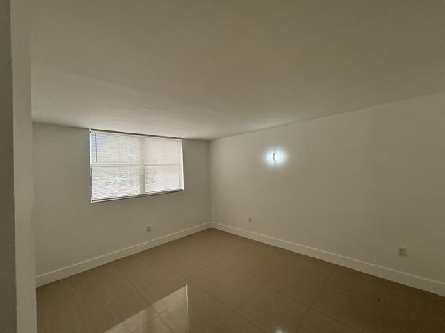 8002 SW 149th Avenue B304, Miami, FL 33193