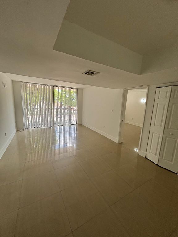 8002 SW 149th Avenue B304, Miami, FL 33193
