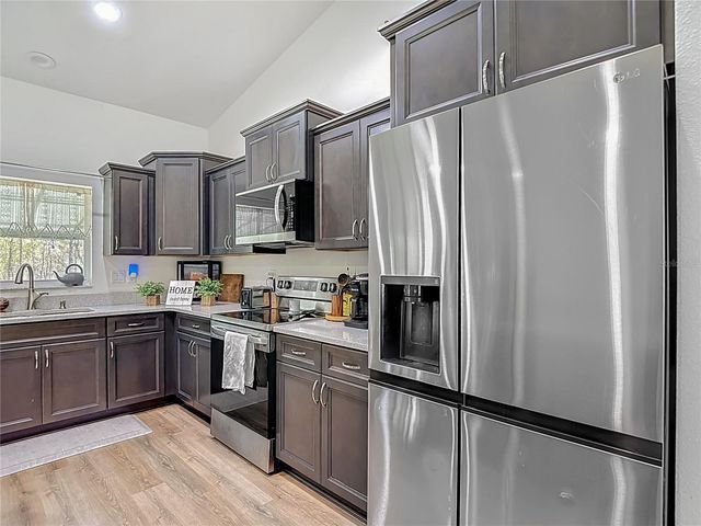 15062 MOUNT IVY ROAD, Weeki Wachee, FL 34614