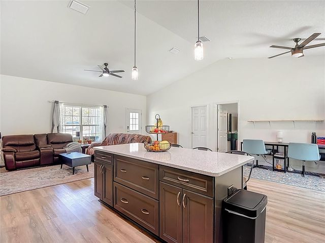 15062 MOUNT IVY ROAD, Weeki Wachee, FL 34614