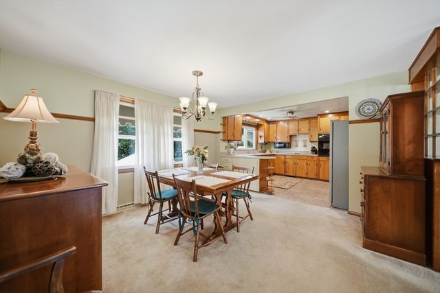 8 Otis Avenue, Salem, NH 03079