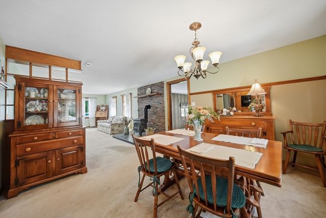 8 Otis Avenue, Salem, NH 03079