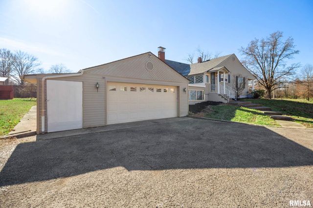 1510 S DIVISION Street, Carterville, IL 62918