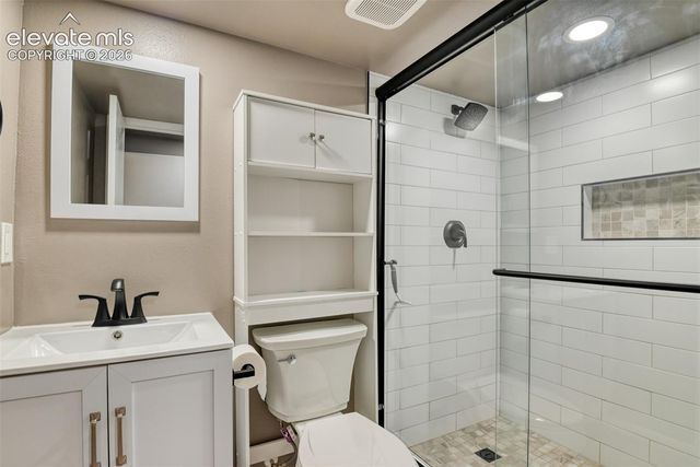 3374 Queen Anne Way, Colorado Springs, CO 80917
