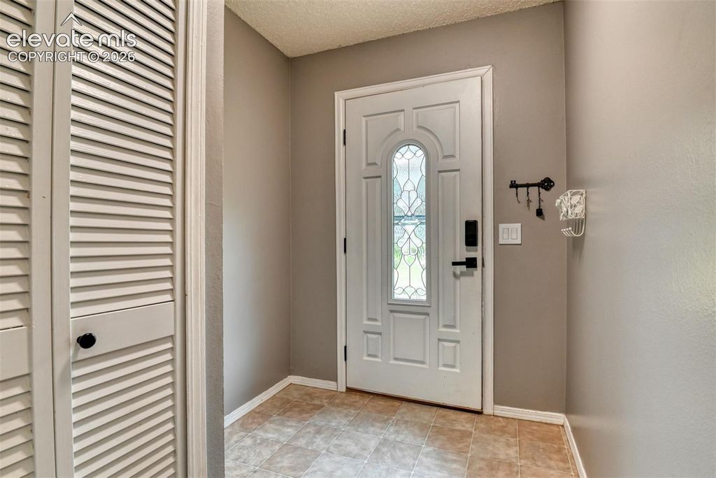 3374 Queen Anne Way, Colorado Springs, CO 80917 — photo 4