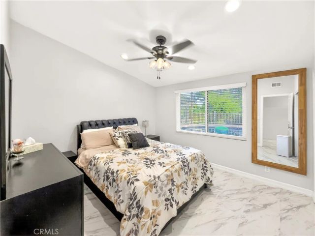 20520 Rhoda, Woodland Hills, CA 91367