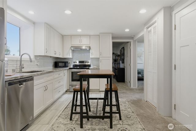 6427 182nd Place SW, Lynnwood, WA 98037