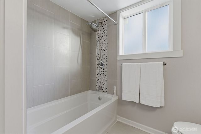 6427 182nd Place SW, Lynnwood, WA 98037