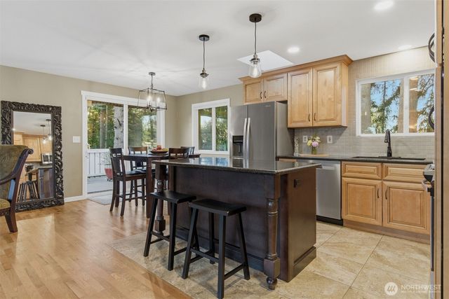 6427 182nd Place SW, Lynnwood, WA 98037