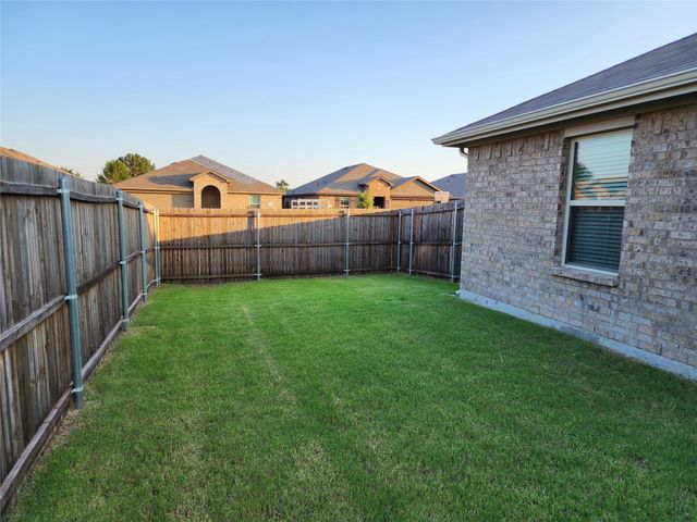 100 Stovall Lane, Caddo Mills, TX 75135