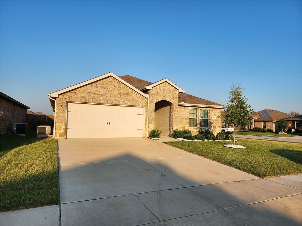 100 Stovall Lane, Caddo Mills, TX 75135