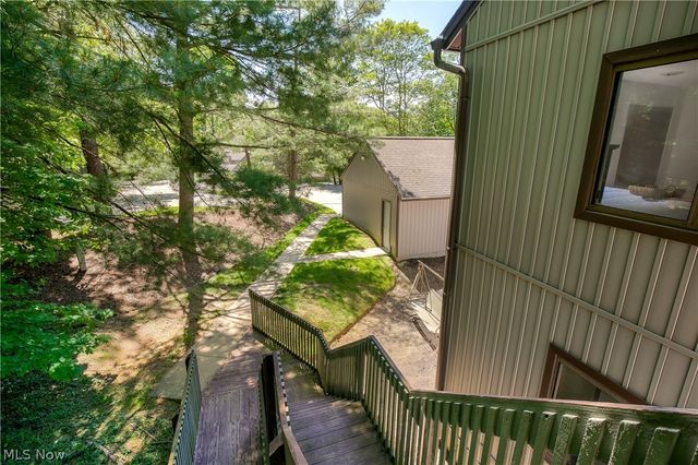 2153 Pinebrook Trail, Cuyahoga Falls, OH 44223