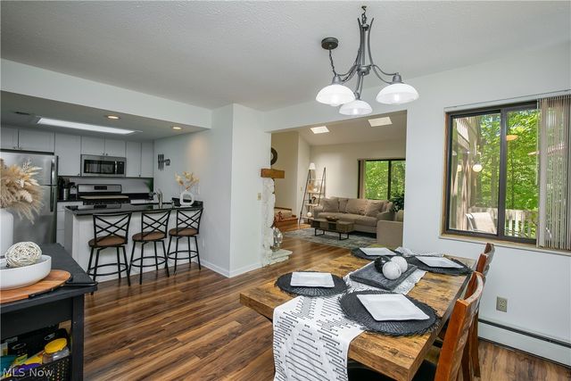 2153 Pinebrook Trail, Cuyahoga Falls, OH 44223