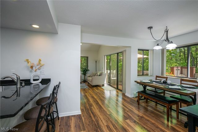 2153 Pinebrook Trail, Cuyahoga Falls, OH 44223