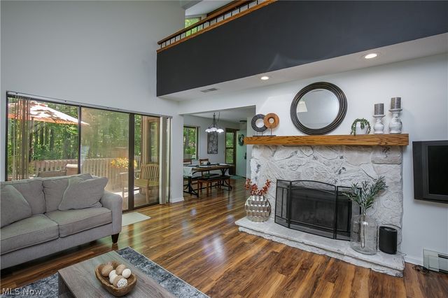2153 Pinebrook Trail, Cuyahoga Falls, OH 44223
