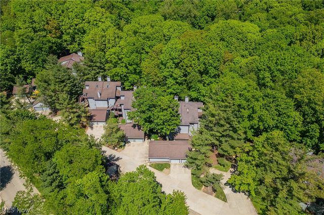 2153 Pinebrook Trail, Cuyahoga Falls, OH 44223