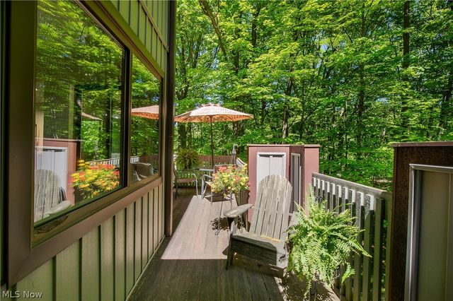 2153 Pinebrook Trail, Cuyahoga Falls, OH 44223