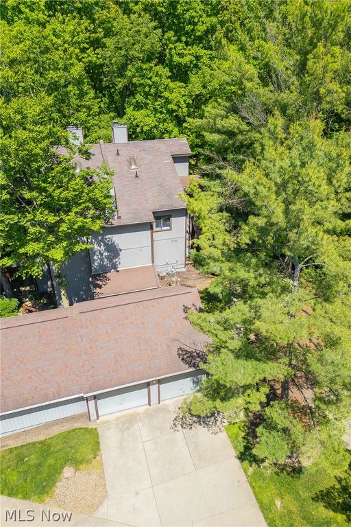 2153 Pinebrook Trail, Cuyahoga Falls, OH 44223
