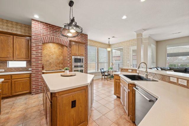 12316 Silver Maple Drive, Fort Worth, TX 76244