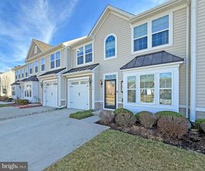 18904 TIMBERCREEK DR #8, Milton, DE 19968