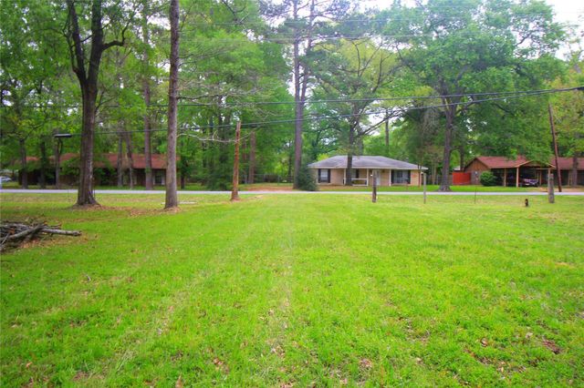 9137 White Oak Drive, Conroe, TX 77384
