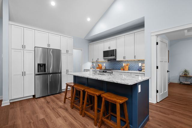 1709 E 6th Street A, Coal Valley, IL 61240