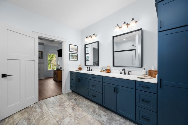 1709 E 6th Street A, Coal Valley, IL 61240