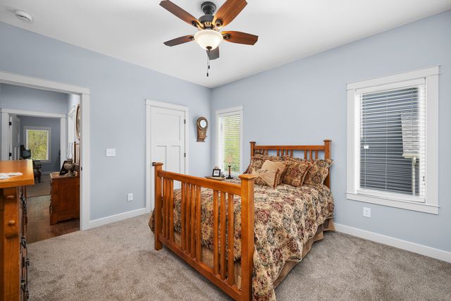 1709 E 6th Street A, Coal Valley, IL 61240