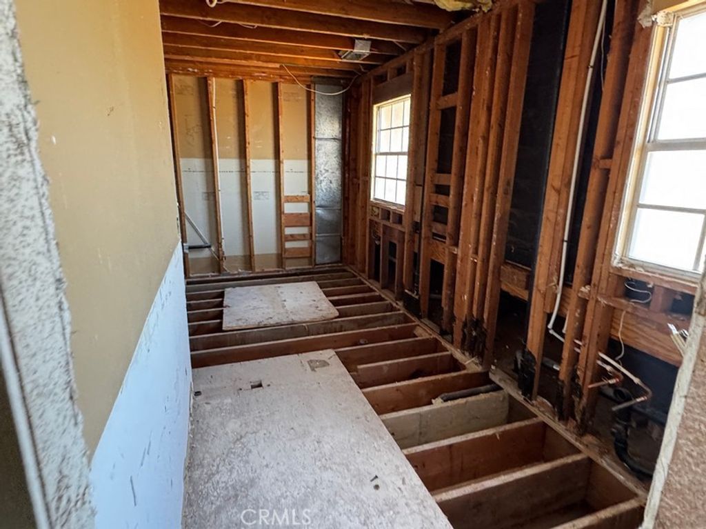 Image 15 of property listing at 11620 187th Street, Artesia, CA 90701