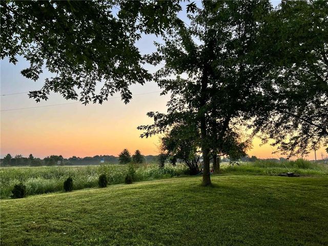 27022 Index Drive, Brookfield, MO 64628